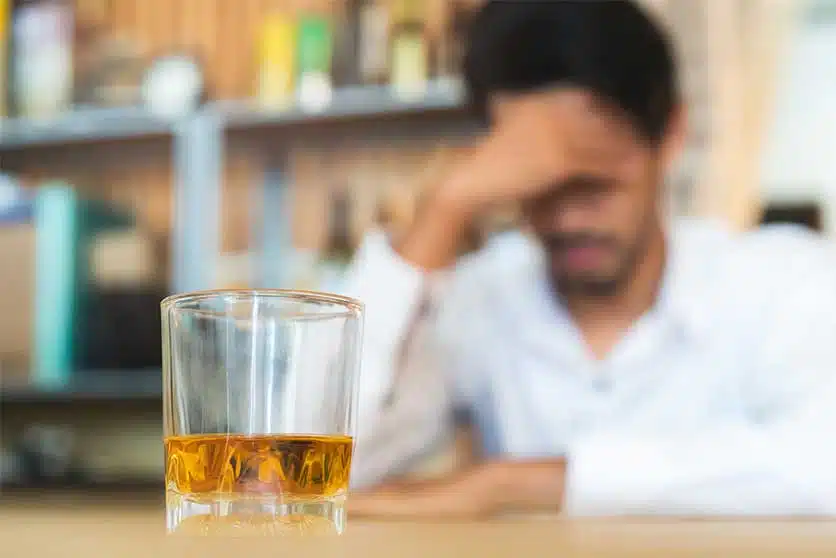 Man Withdrawing From Alcohol-Tapering Off Alcohol | Does It Reduce Symptoms Of Alcohol Withdrawal?